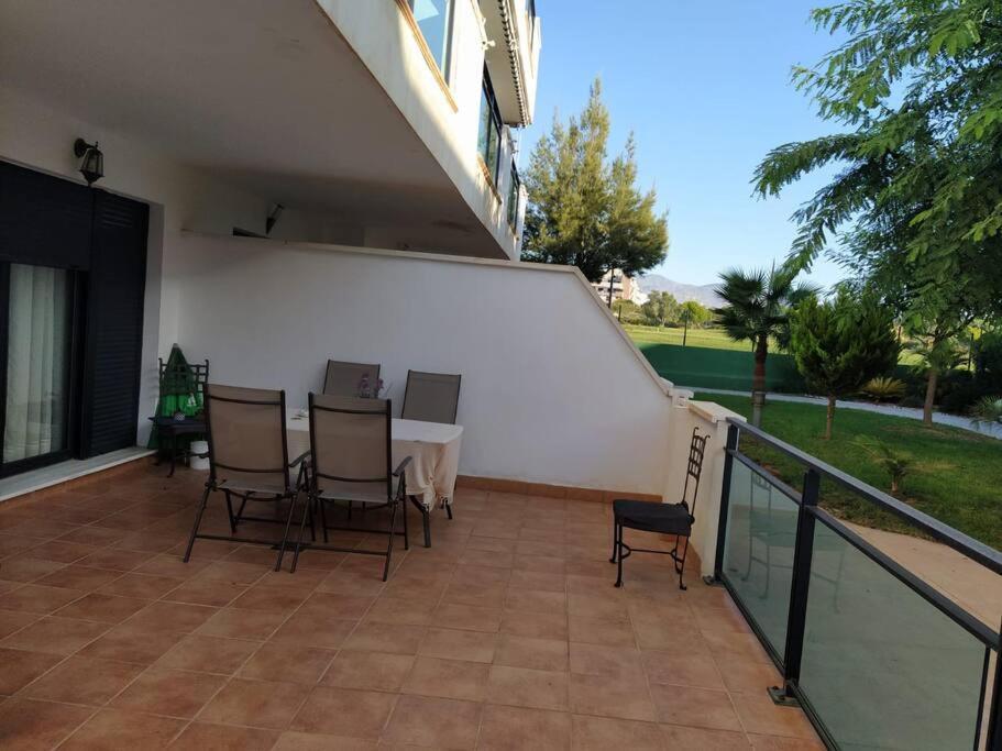 Bajo Puerta De Alcazaba Apartment Retamar  Exterior photo